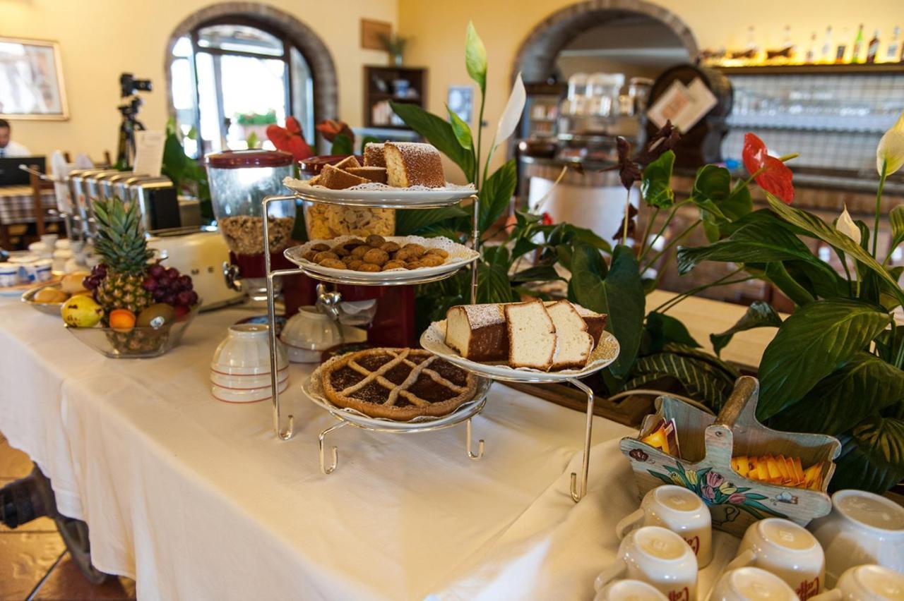 Il Carrettino Country Hotel ตอร์โตนา ภายนอก รูปภาพ