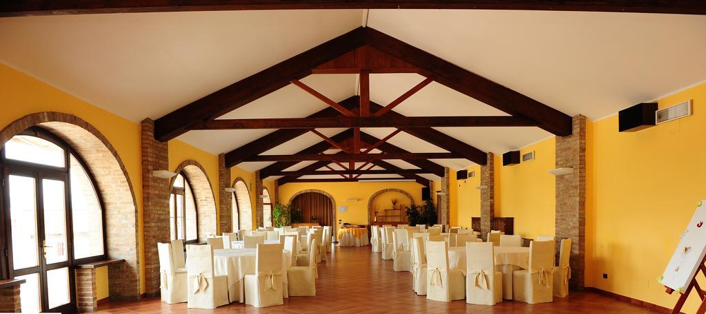 Il Carrettino Country Hotel ตอร์โตนา ภายนอก รูปภาพ